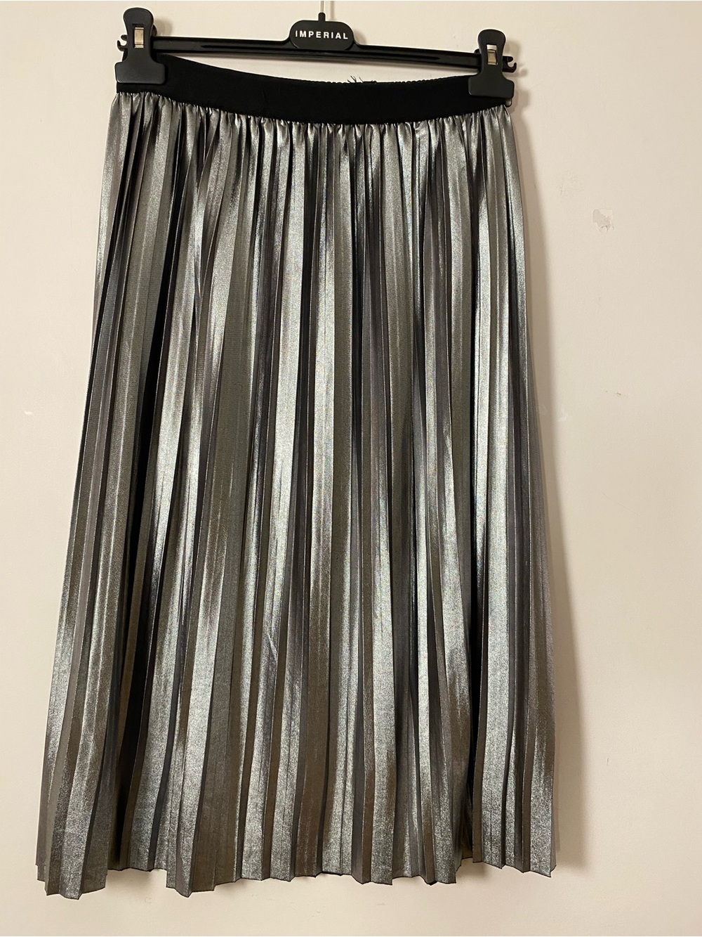 Metallic Silver Pleated Midi Skirt